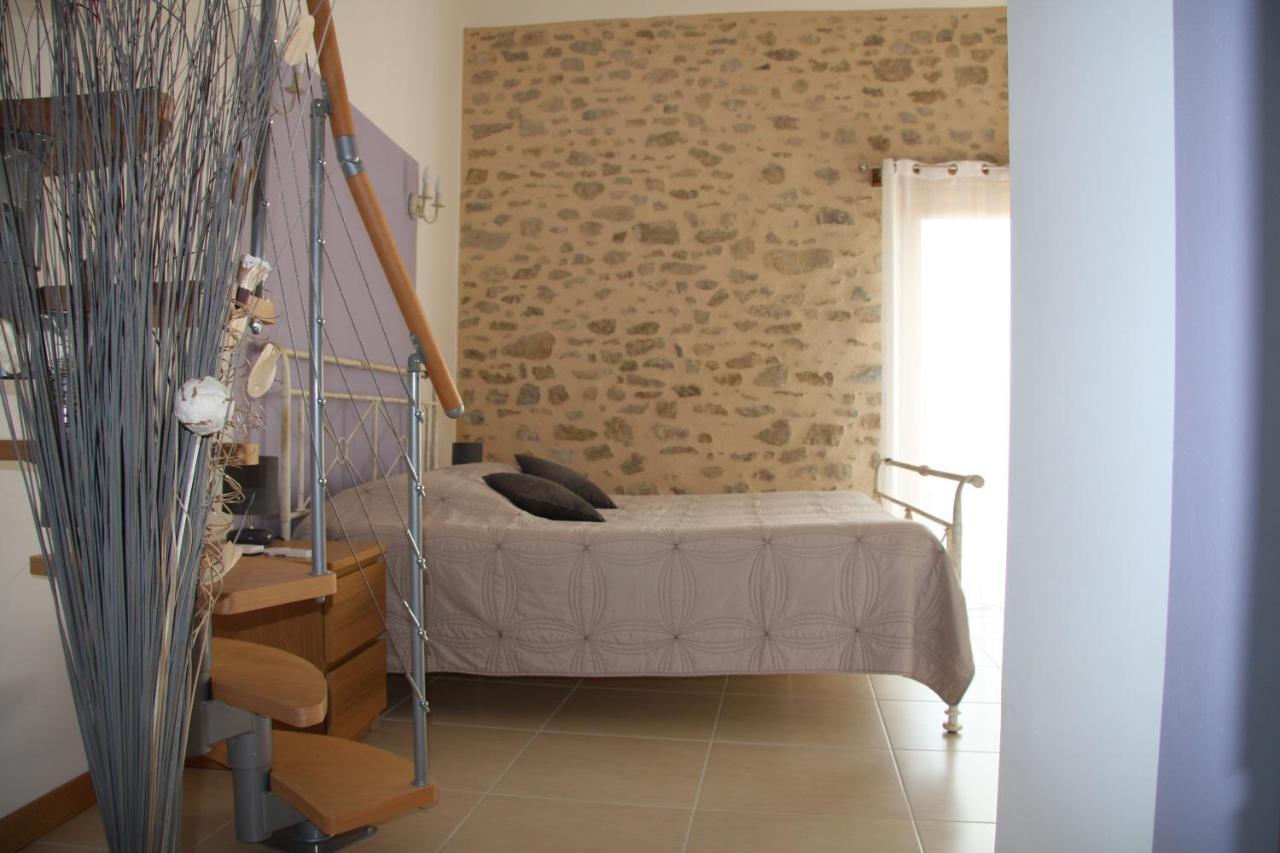 Les Pierres D'Antan Bed & Breakfast Bressuire Luaran gambar